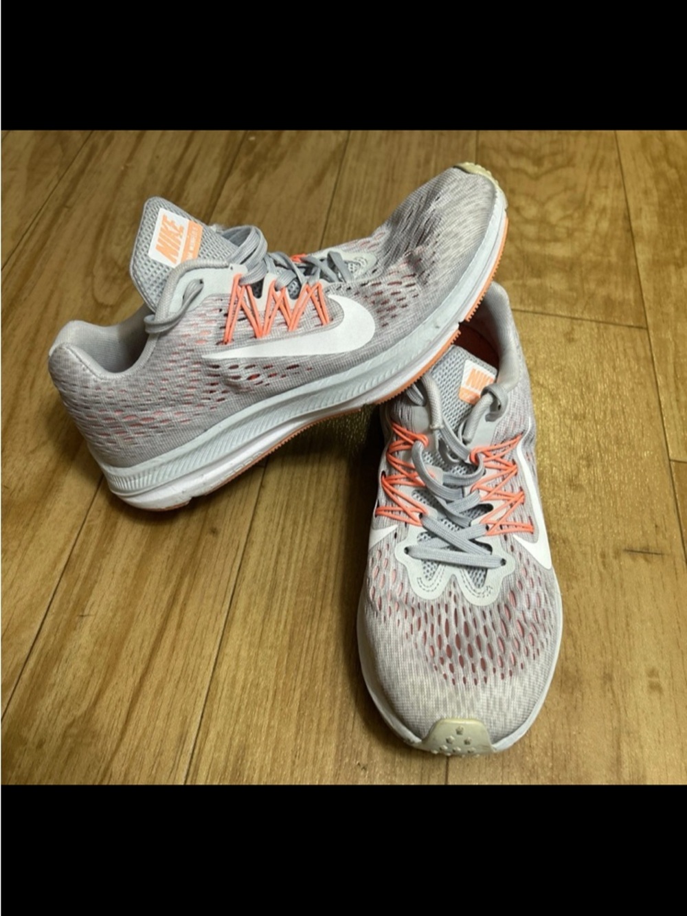 Nike Women’s Lightweight White & Coral Running Shoes - Picture 4 of 8